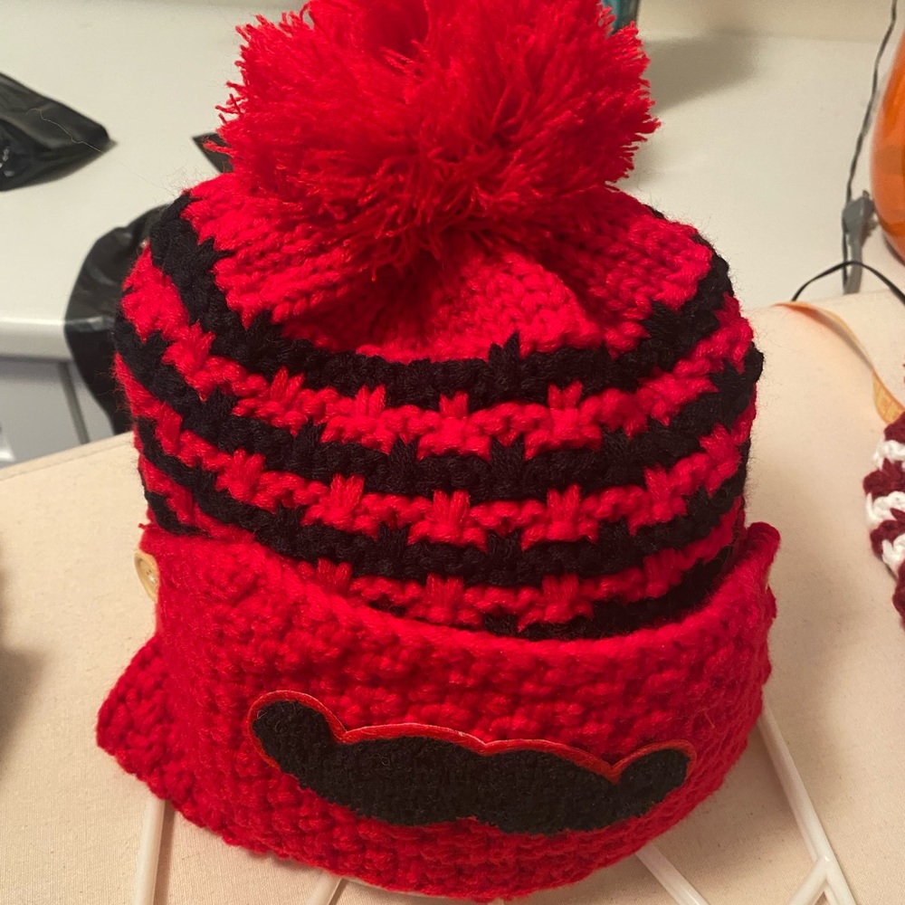 5/$25 New Moustache pompom toque hat